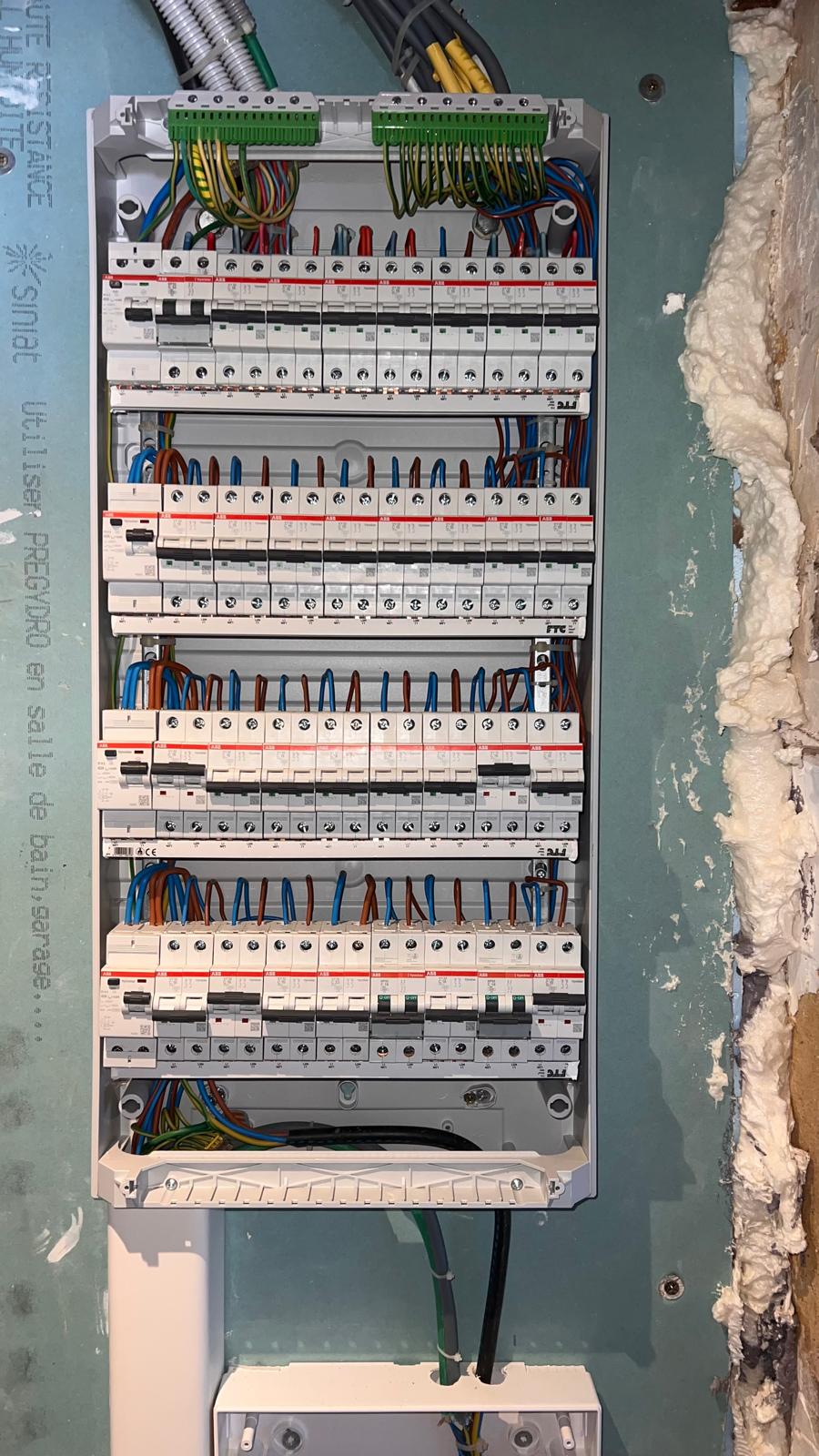 Tableau électrique divisionnaire rénové